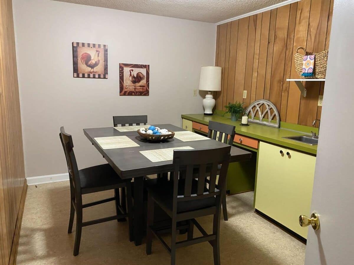 2Br Pet Friendly Home In Sneads Ferry With Parking Eksteriør billede