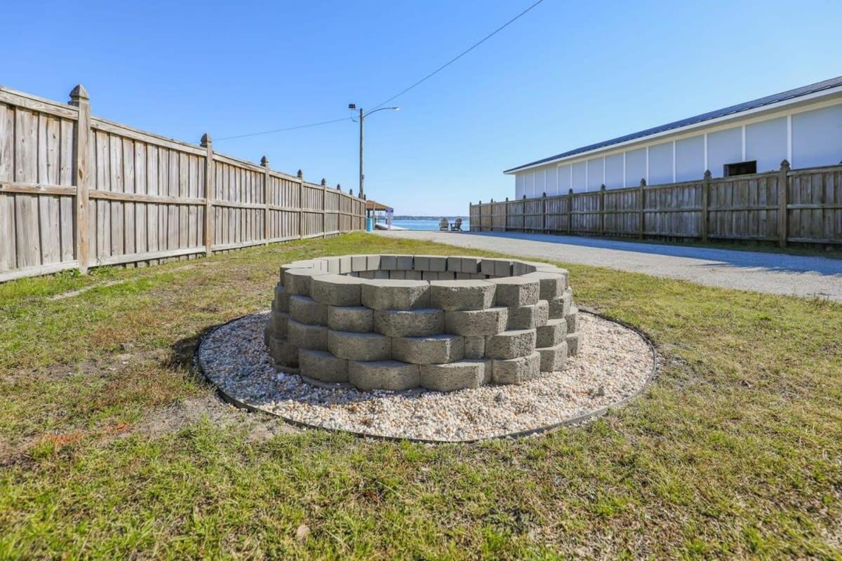 2Br Pet Friendly Home In Sneads Ferry With Parking Eksteriør billede