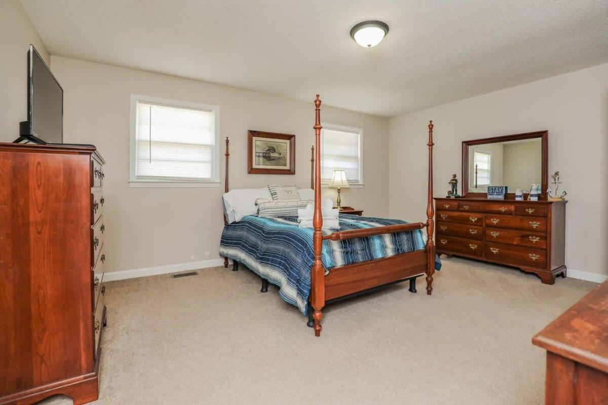 2Br Pet Friendly Home In Sneads Ferry With Parking Eksteriør billede