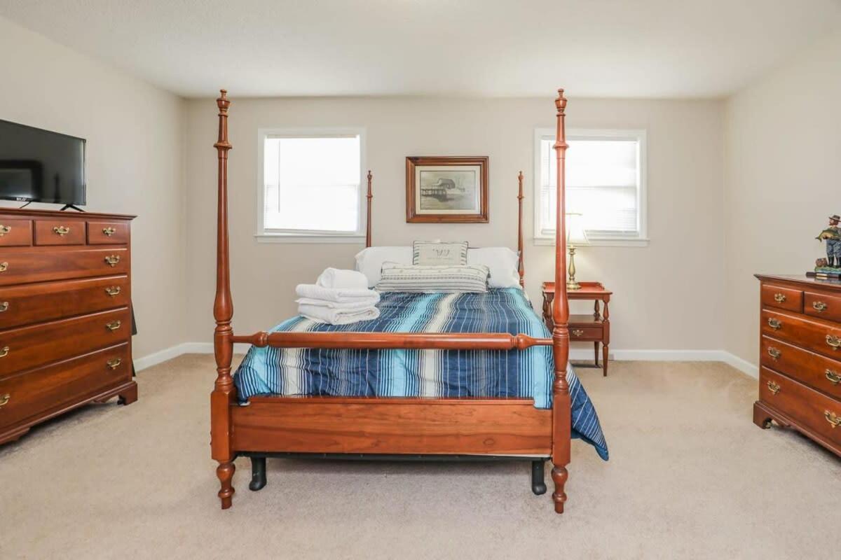 2Br Pet Friendly Home In Sneads Ferry With Parking Eksteriør billede