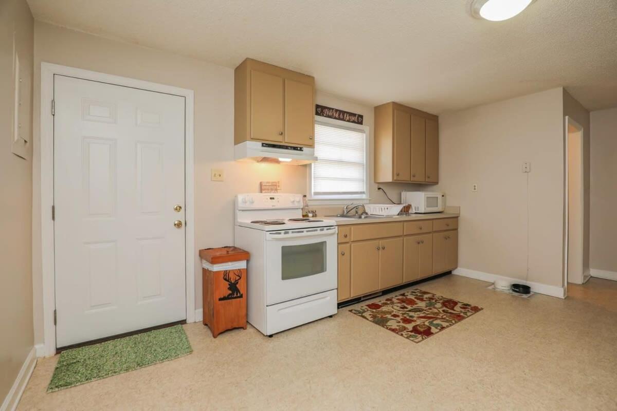 2Br Pet Friendly Home In Sneads Ferry With Parking Eksteriør billede