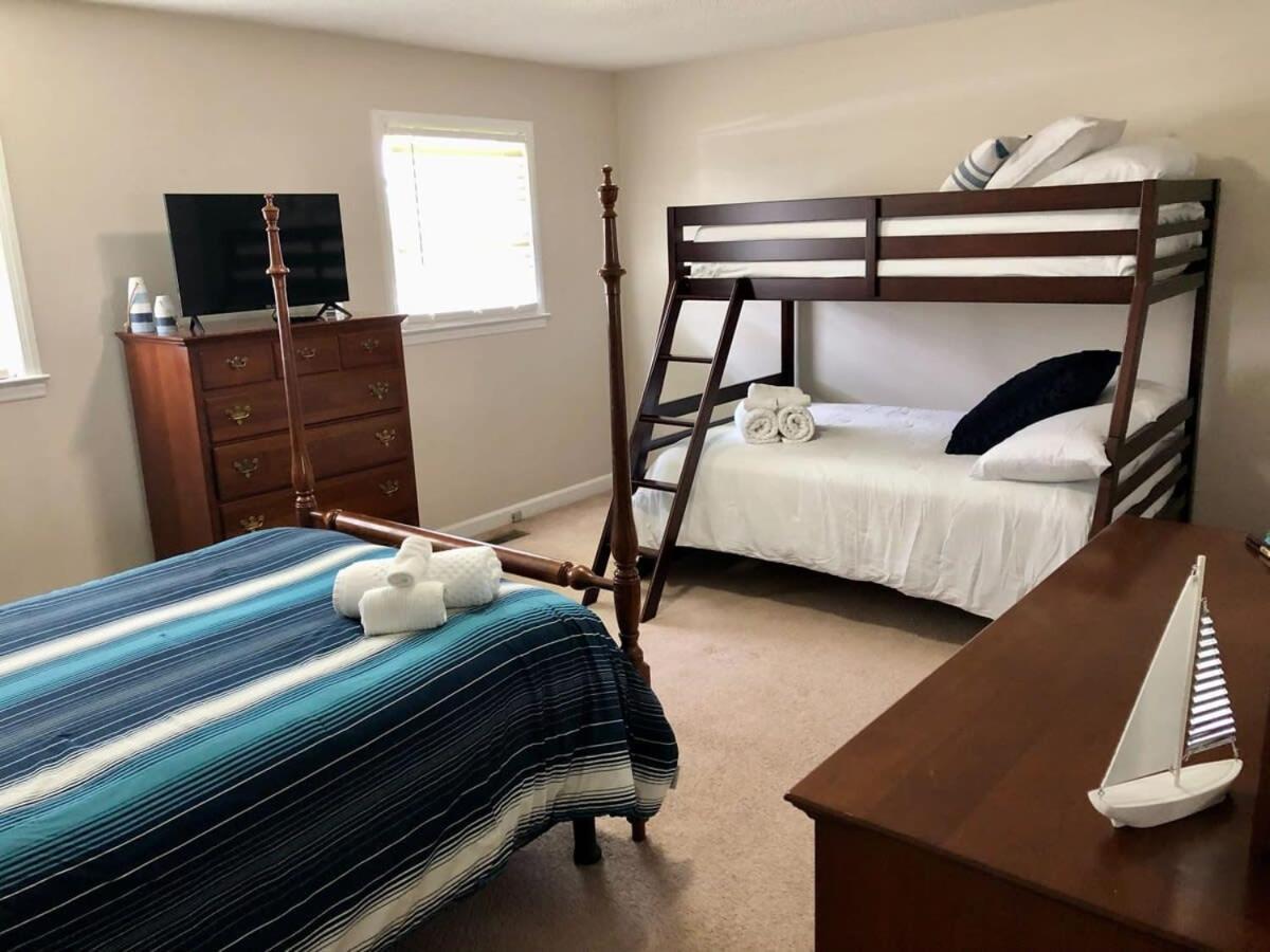 2Br Pet Friendly Home In Sneads Ferry With Parking Eksteriør billede